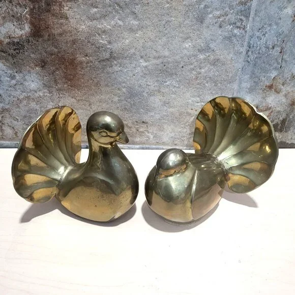 Pair of Vintage Metal Brass Dove Figure Bookends Home Decor - Picture 9 of 10
